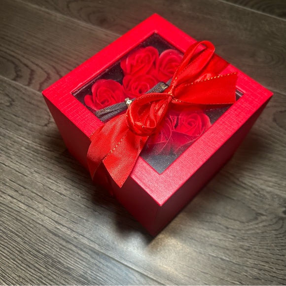 Jewelry Case - Picture 6 of 14